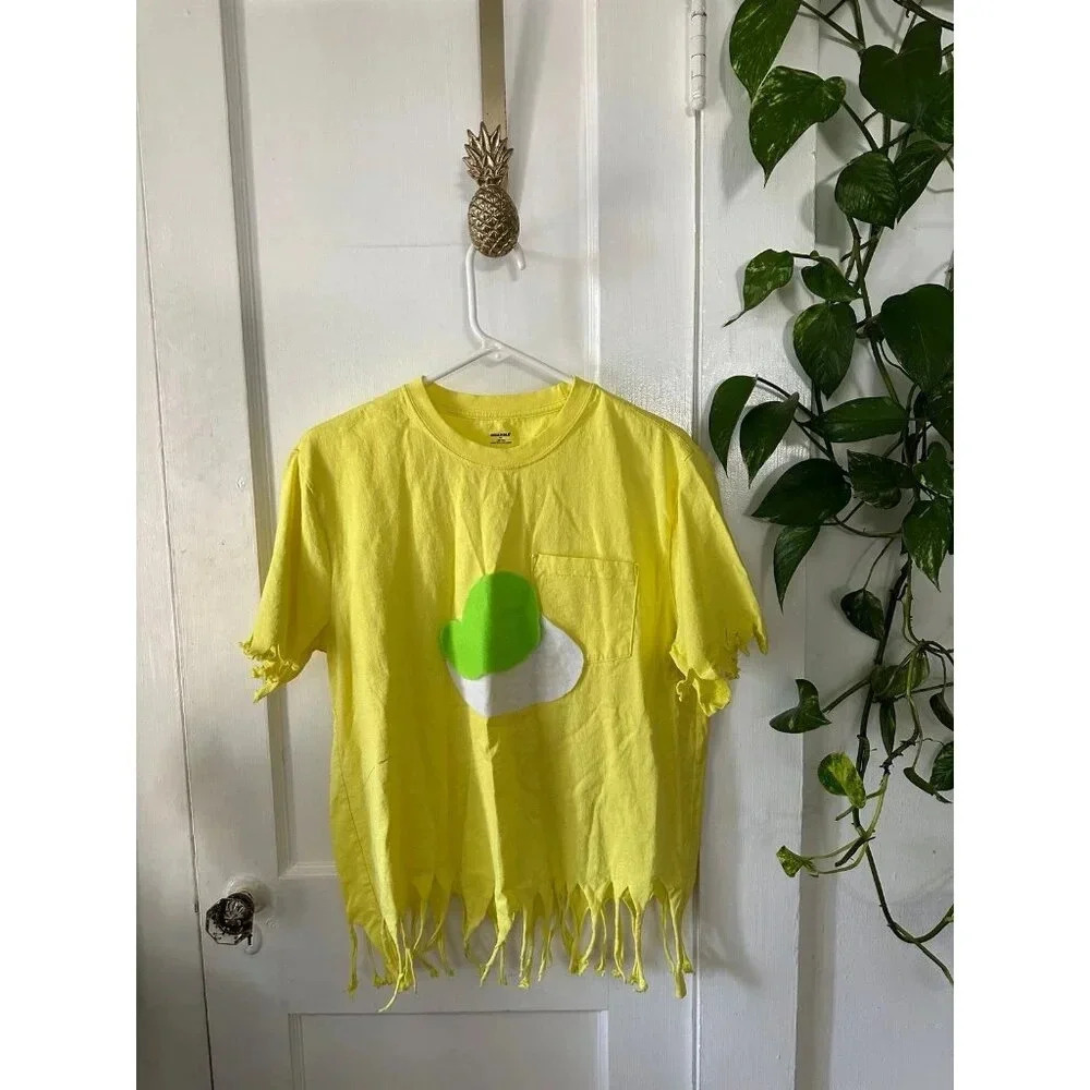 Brahma size Medium yellow shirt
